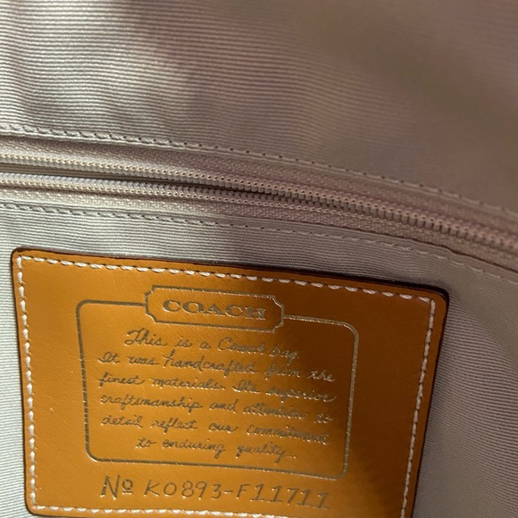 Coach purse with dust bag - Picture 7 of 8